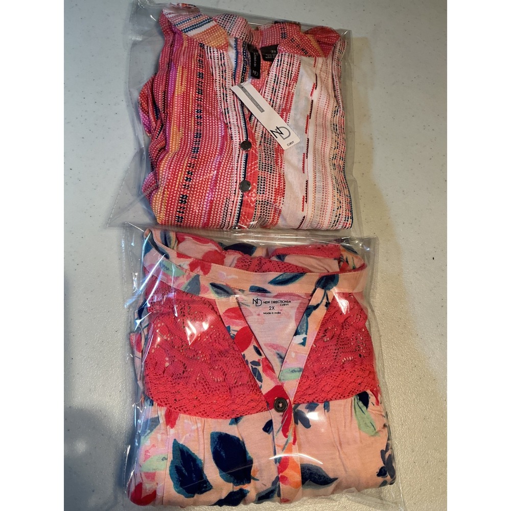 2 New Directions Curvy Pink Floral Lace Button Front Bell Sleeve Tunic Top 2X